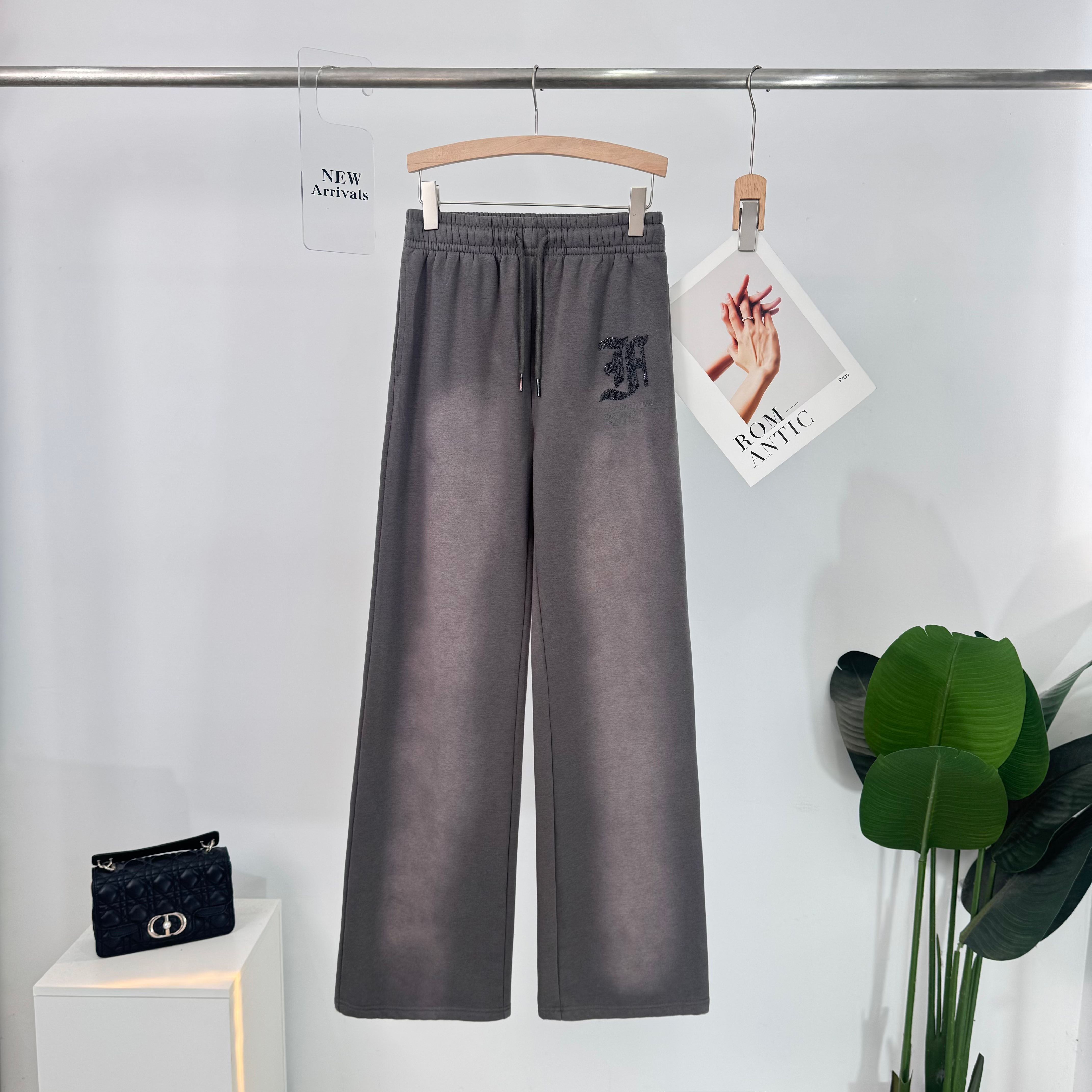 C772视觉系！砂洗口袋字母颗粒撞色腰部抽绳阔腿休闲裤裤子224Z