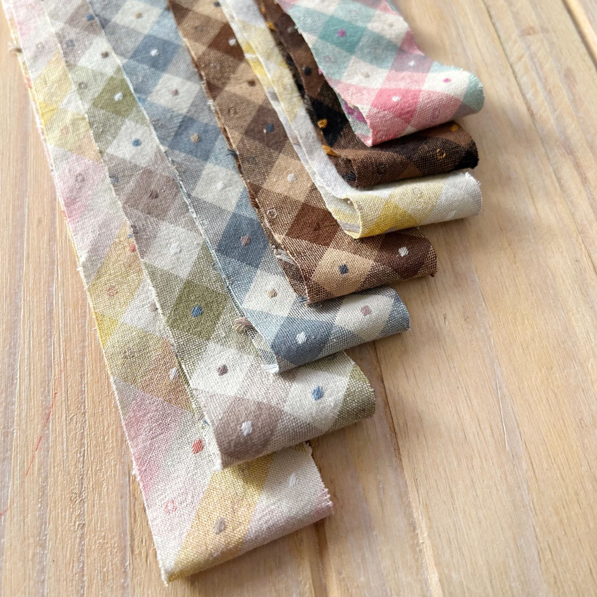 纯棉先染布包边条彩色纯棉包边条条纹格子纯色点点