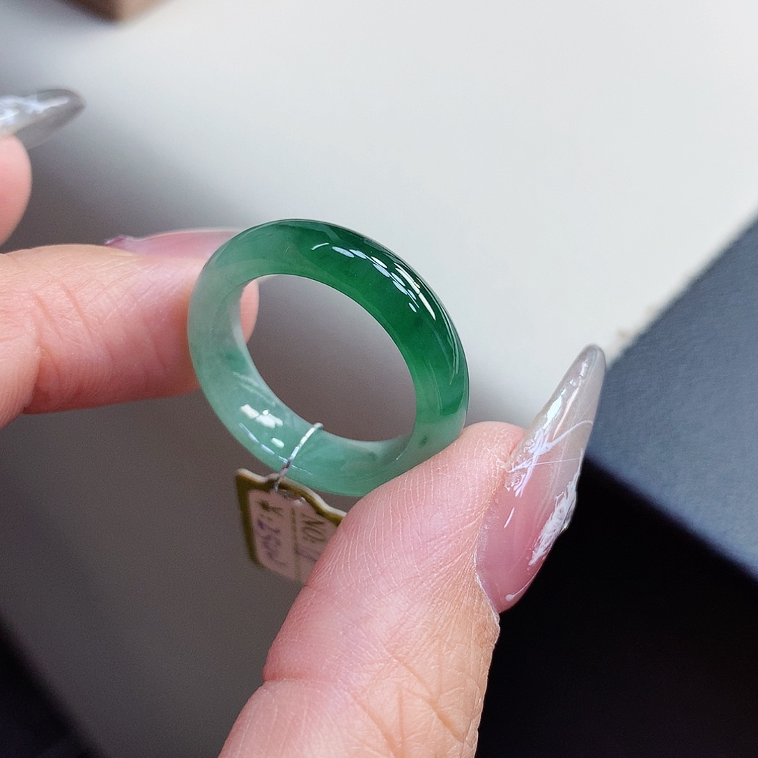 翡翠戒指未镶嵌18号