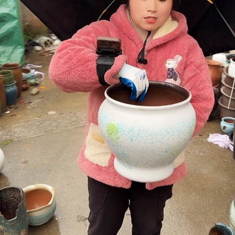 口26高27，瑕疵盆子 