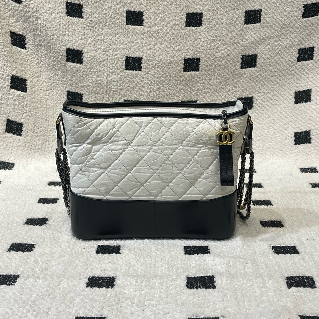 99新 Chanel/香奈儿 黑白拼色流浪包斜挎包新中号白色单肩