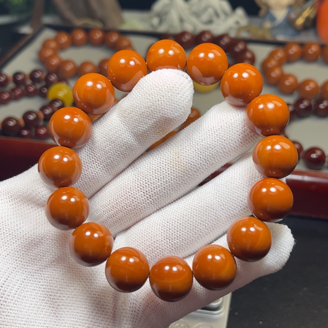 莫***初橄榄核吊坠1.47+全品老树铁核小孔 微瑕