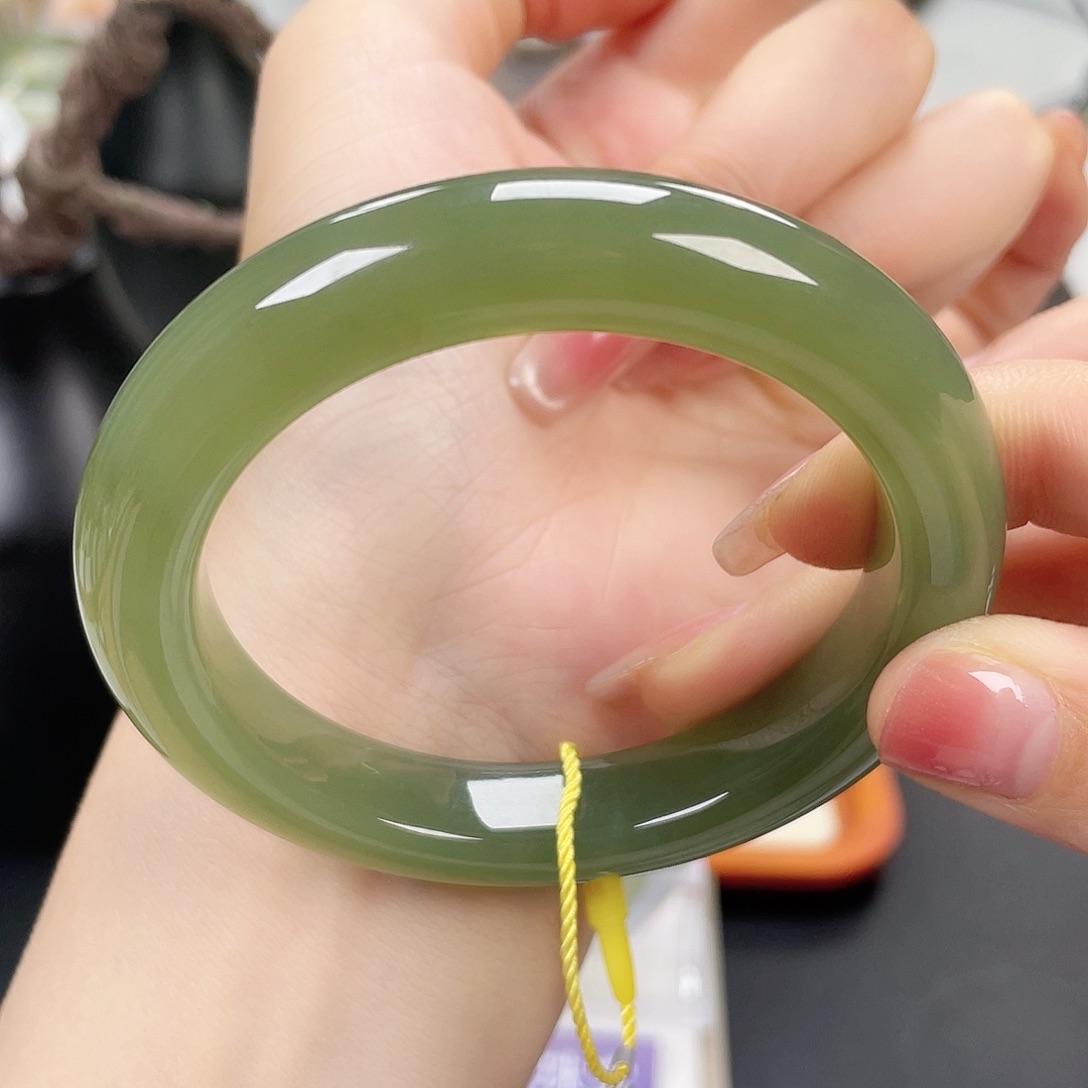 和田玉手镯5556未镶嵌