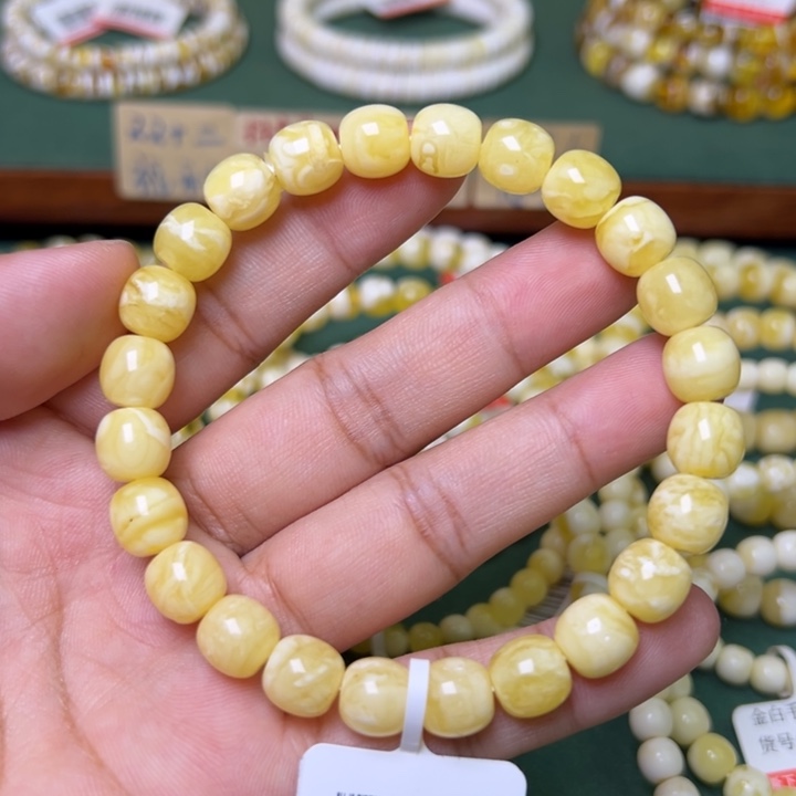 蜜蜡未镶嵌珠宝奇石