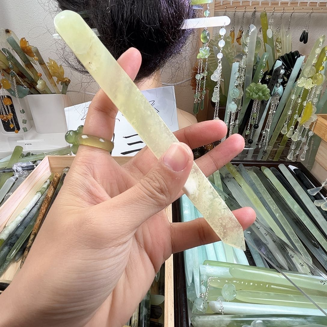 蛇纹石玉发饰未镶嵌天青冻黄冻