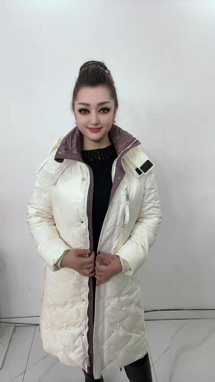 女修身型菱形格常规袖长款百搭女款情侣保暖   004