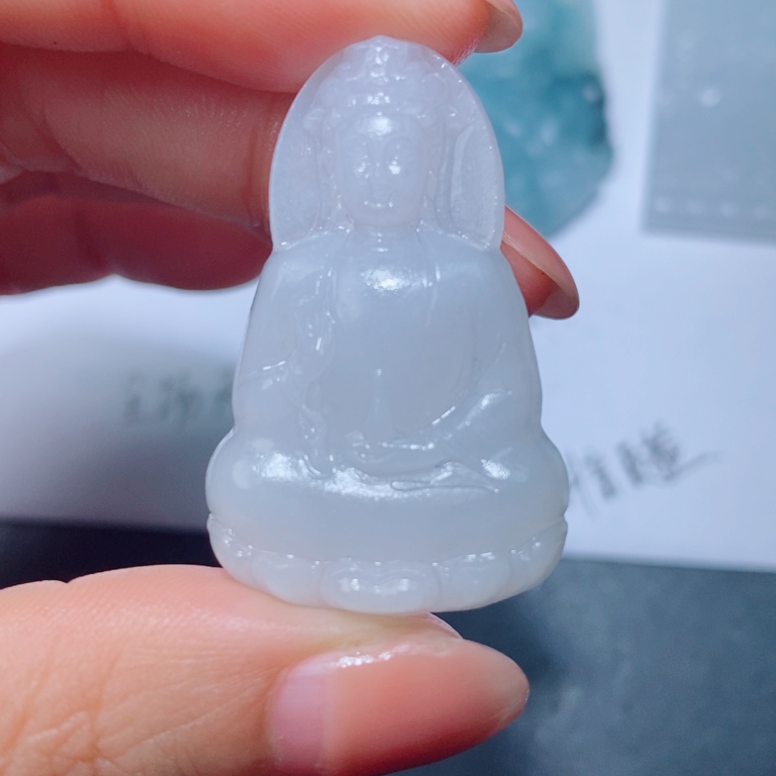 未镶嵌吊坠定制翡翠