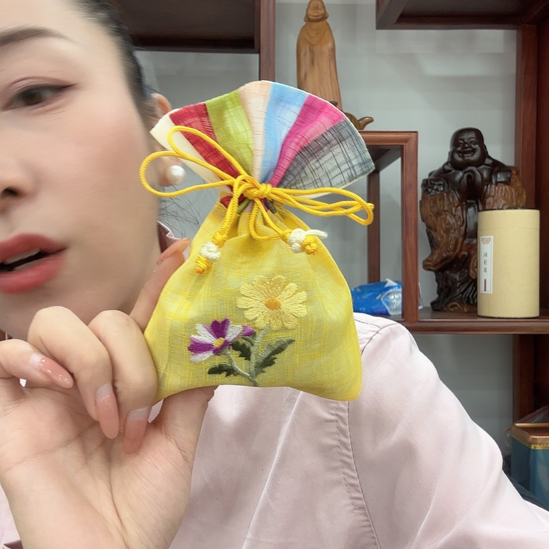 精品勾丝香包净20克