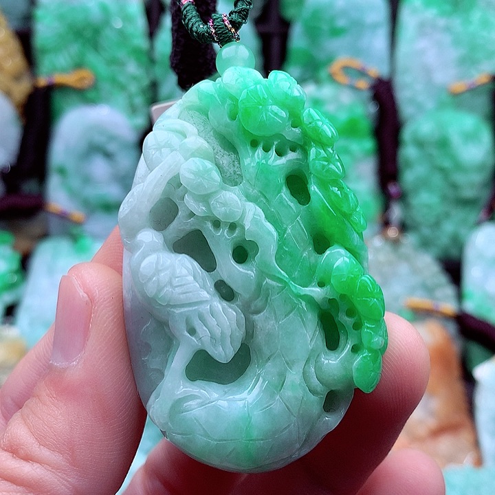 翡翠吊坠(不含链)未镶嵌