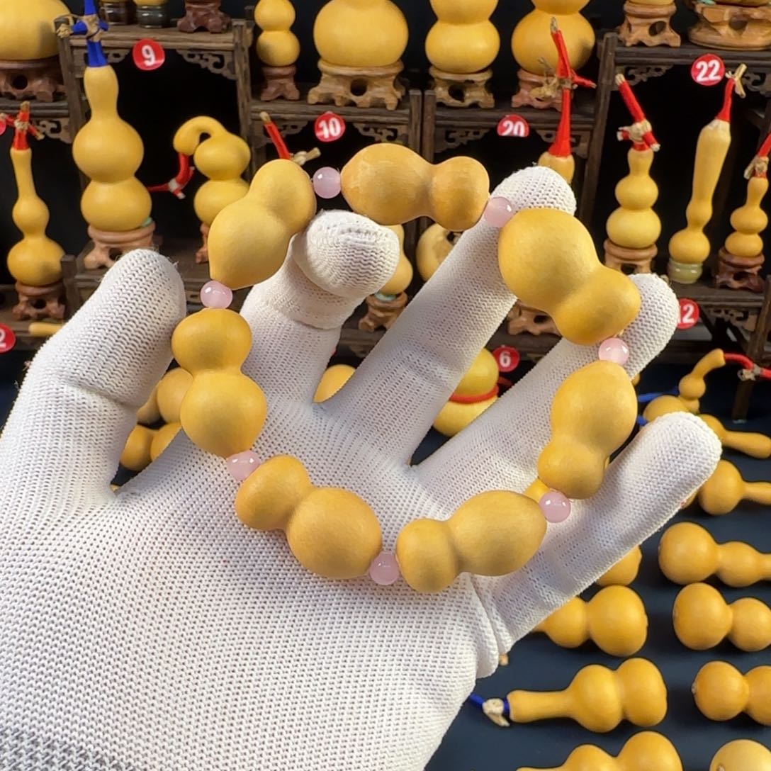 草里金福到葫芦手串