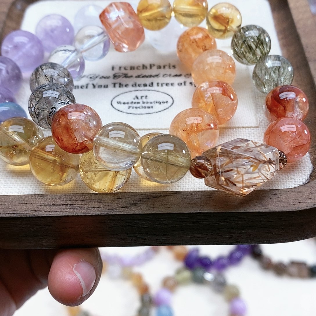 水晶手链未镶嵌L****︾多宝手串