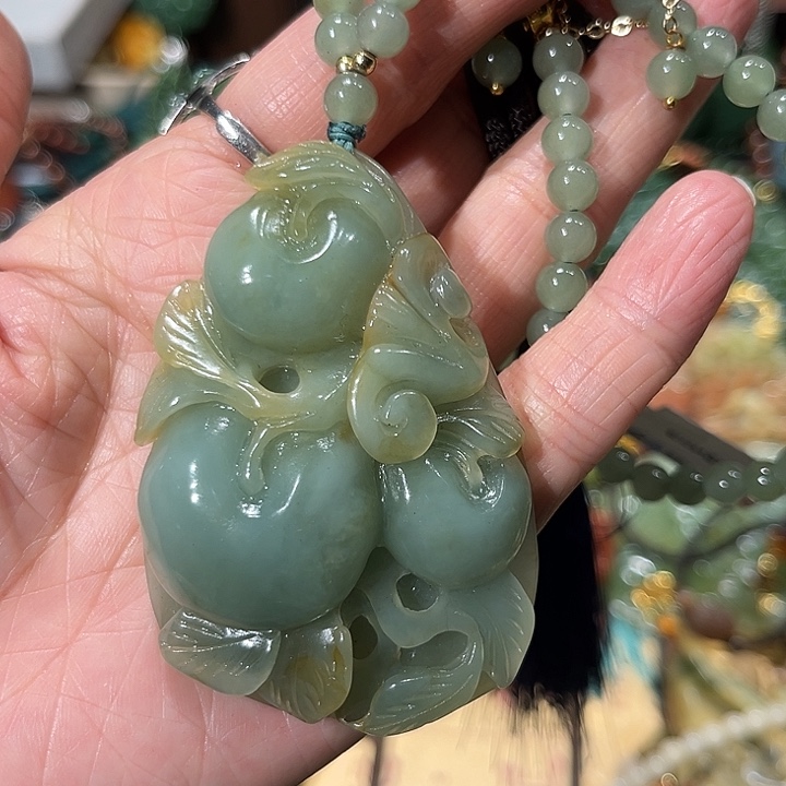 未镶嵌岫玉毛衣链