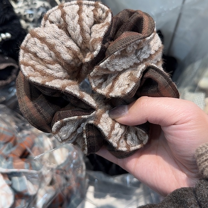 布艺铁合金默认微瑕特价不退换