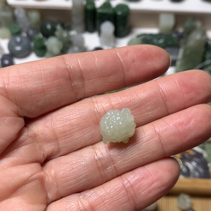 和田玉（糖玉）未镶嵌珠宝奇石