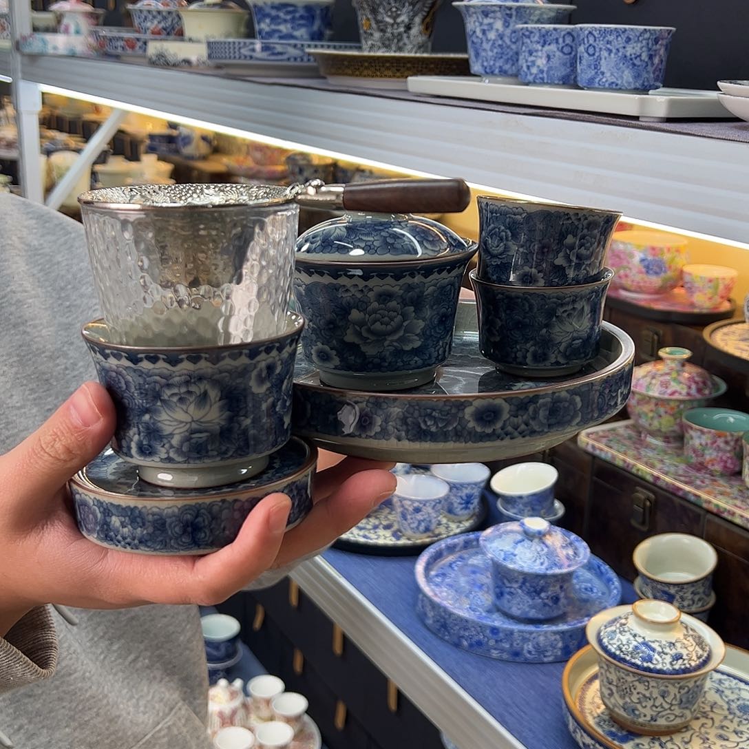 我们的目标是成为一个优秀的人