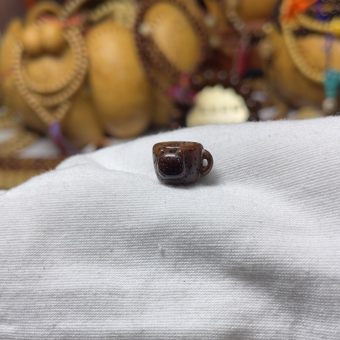 手串星月菩提雕刻杯子