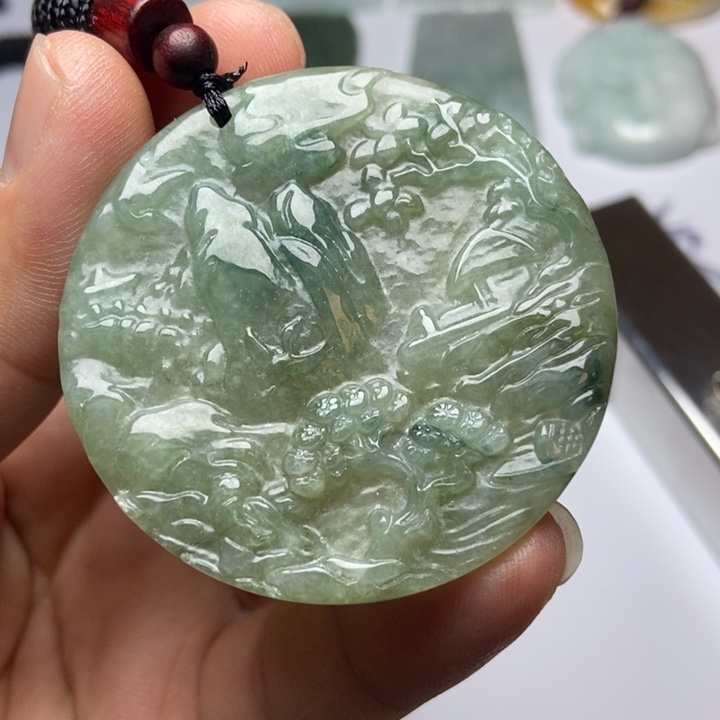 翡翠未镶嵌颈饰翡翠