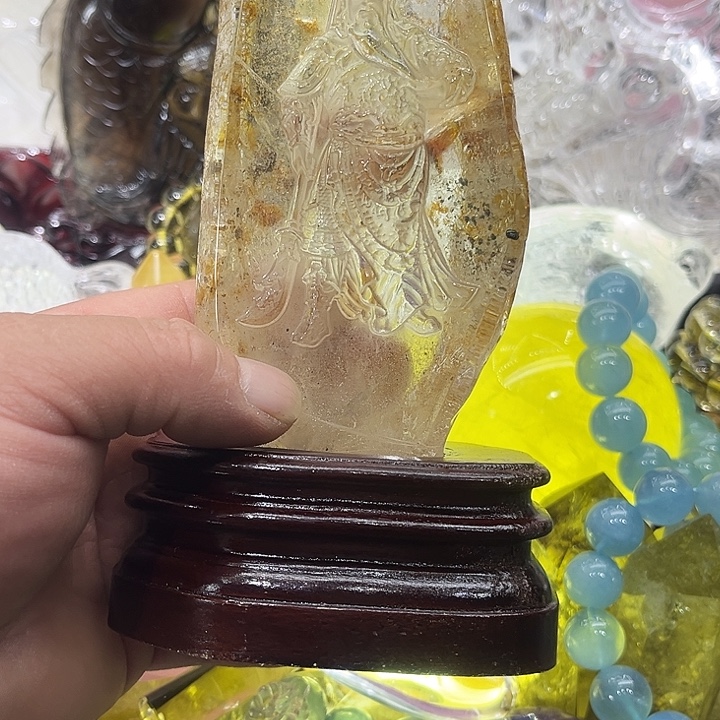 胤***赫未镶嵌珠宝半成品水晶