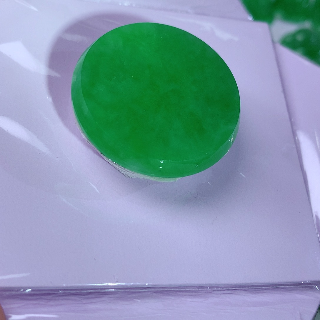 翡翠颈饰未镶嵌天然翡翠