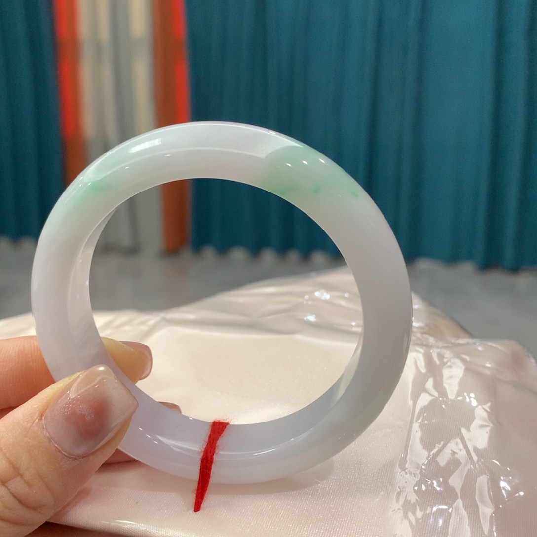 未镶嵌手镯翡翠完美者慎拍 圈口55