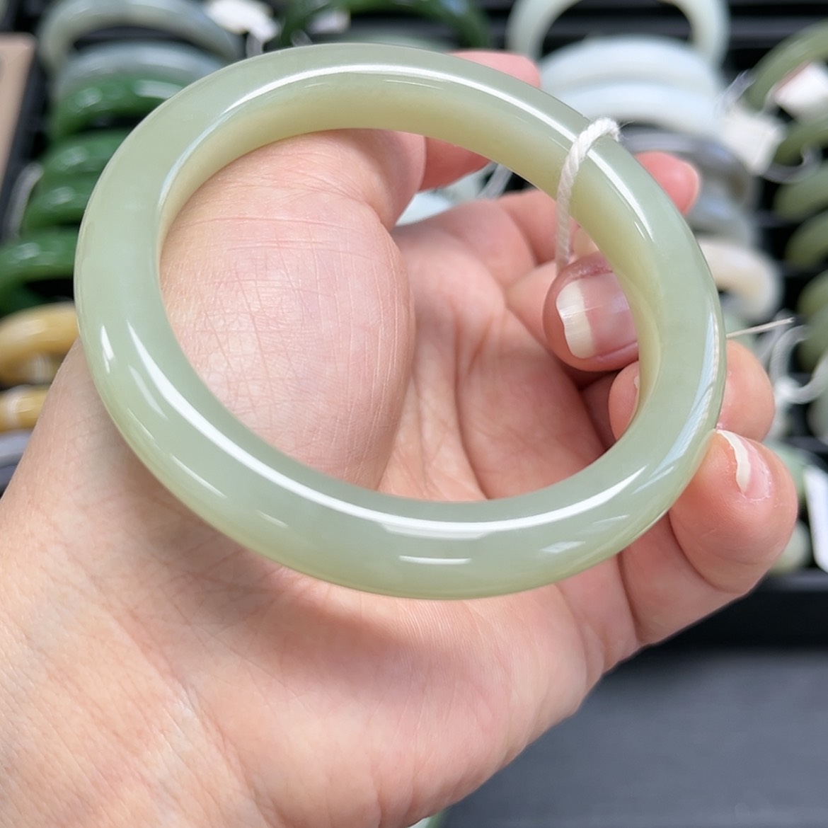 【闪购商品】和田玉手镯未镶嵌