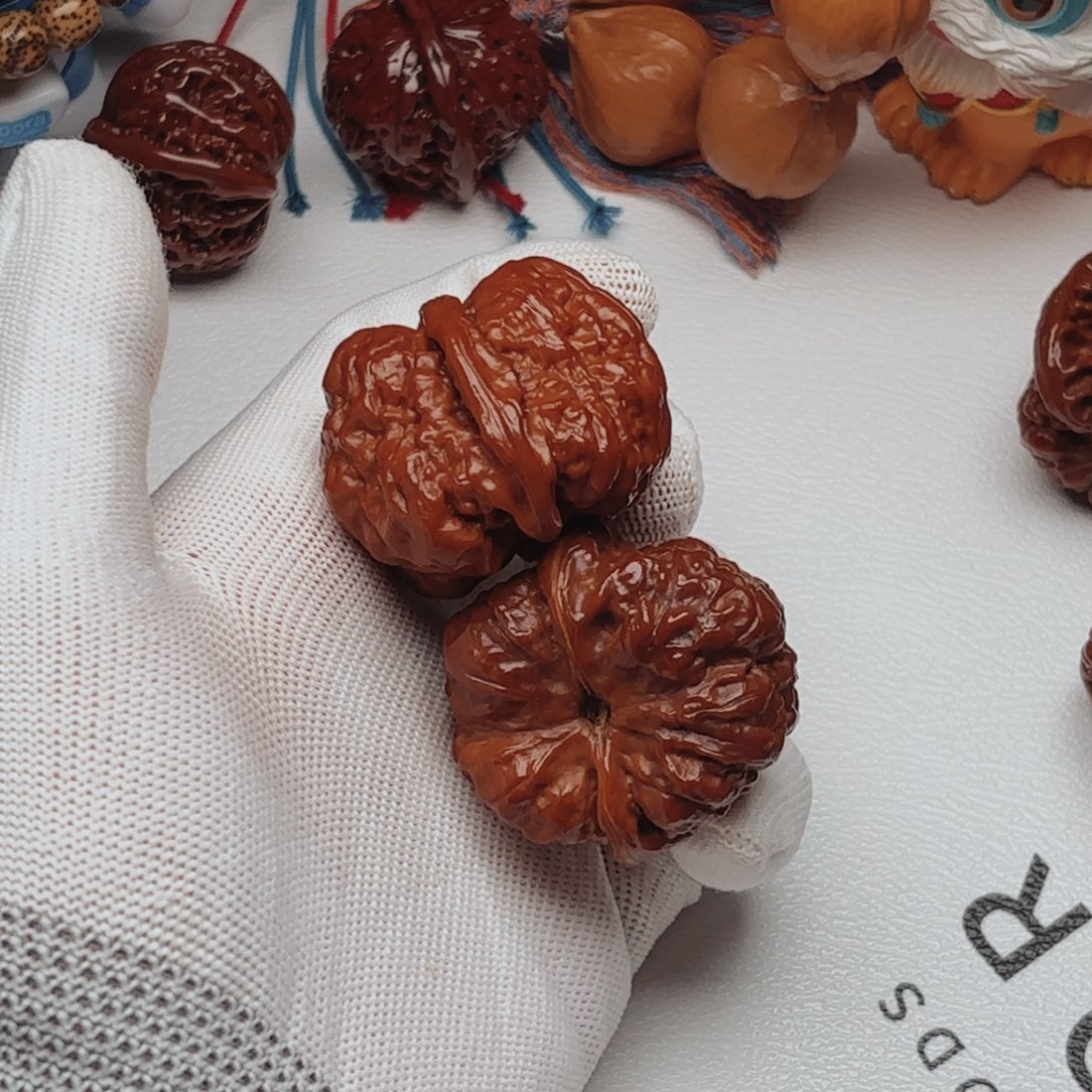 吊坠桃核蛤蟆头核桃