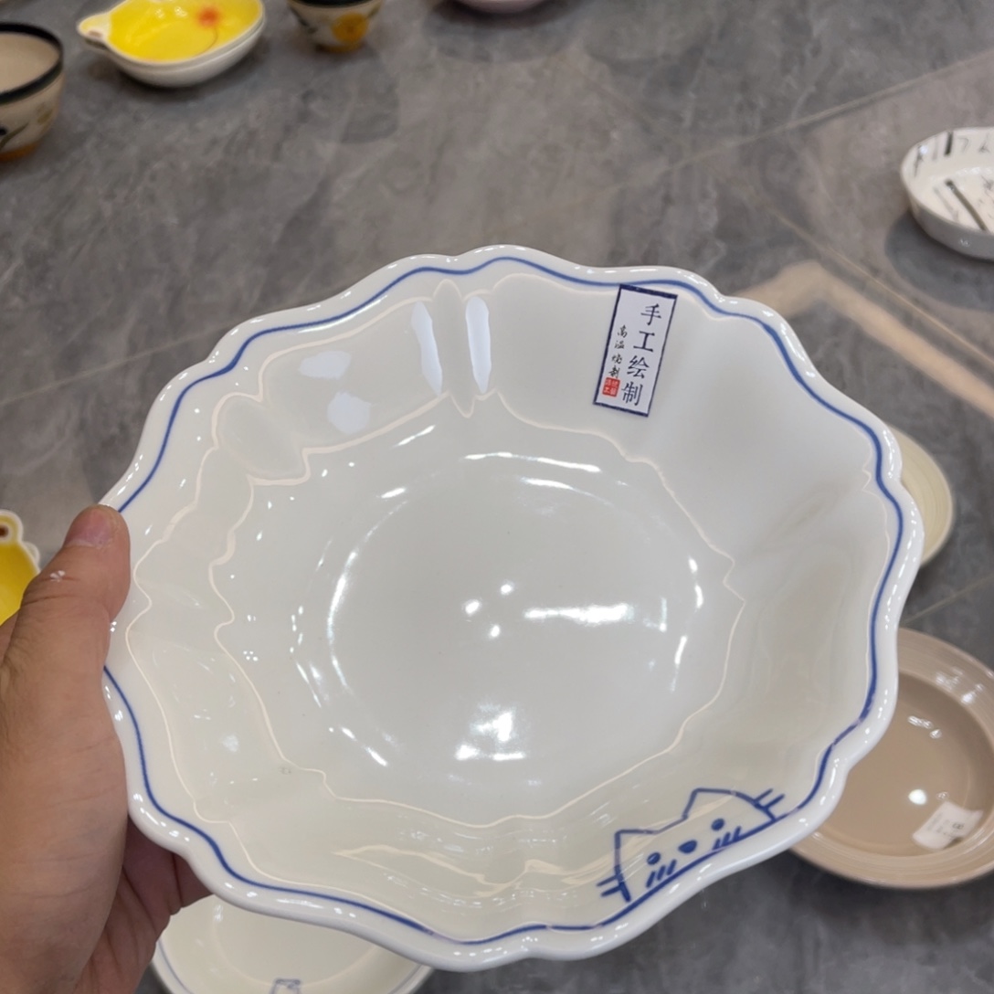 陶瓷微瑕餐具介意勿拍，满18飞！ 