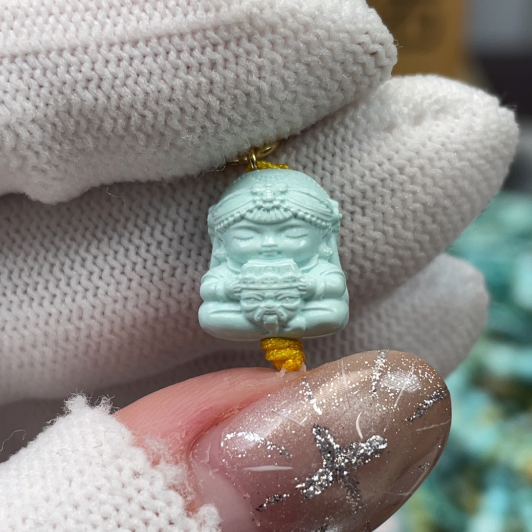 绿松石未镶嵌挂件