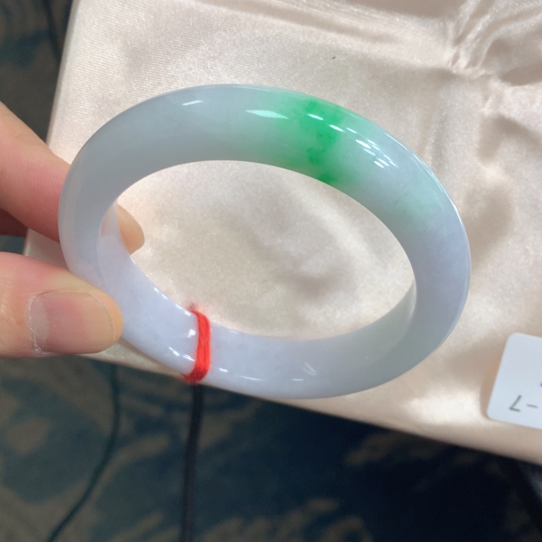 翡翠未镶嵌手镯翡翠