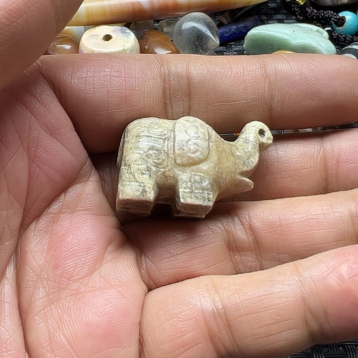 毛***子玛瑙/玉髓未镶嵌手链