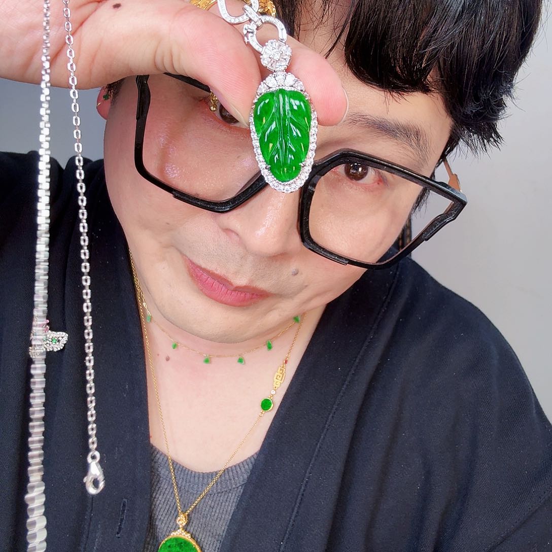 翡翠颈饰未镶嵌一套