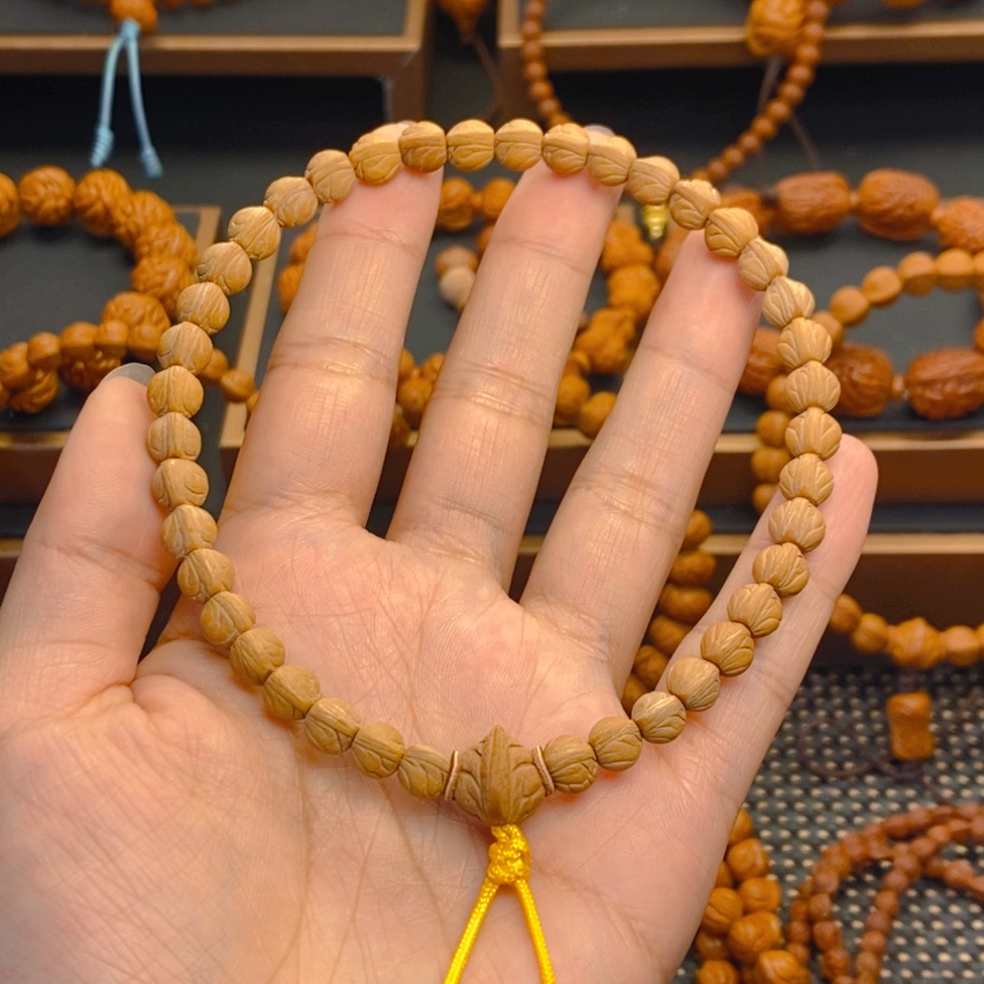 吊坠桃核秦岭森林07