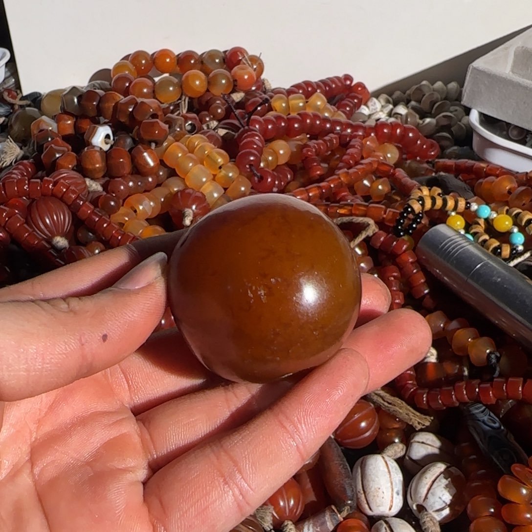 林***致玛瑙/玉髓未镶嵌颈饰