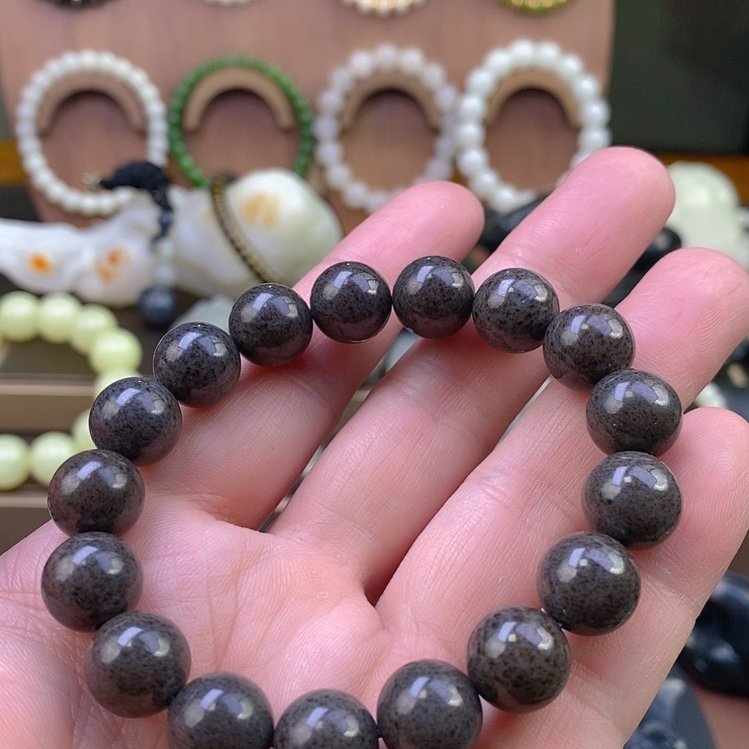 未镶嵌手链和田玉（糖玉）卡12