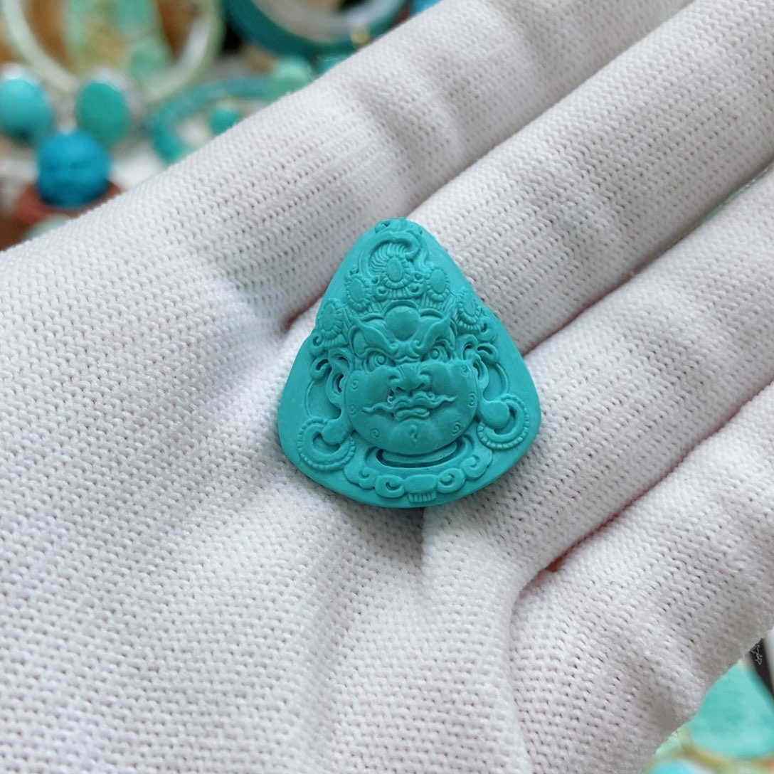 绿松石未镶嵌黄财神