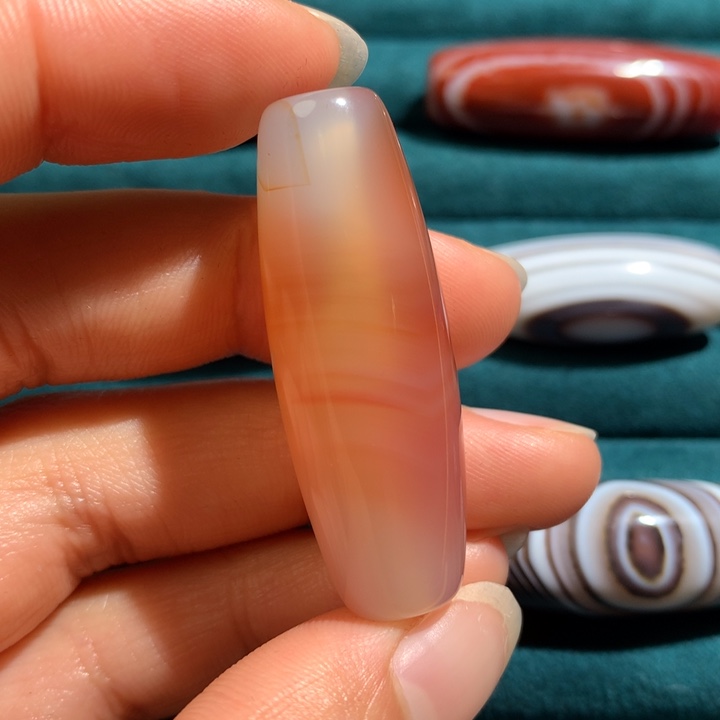 未镶嵌玛瑙/玉髓珠宝奇石