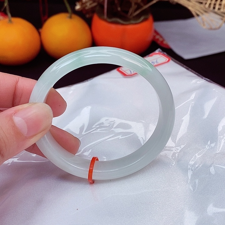 翡翠手镯未镶嵌55贵363