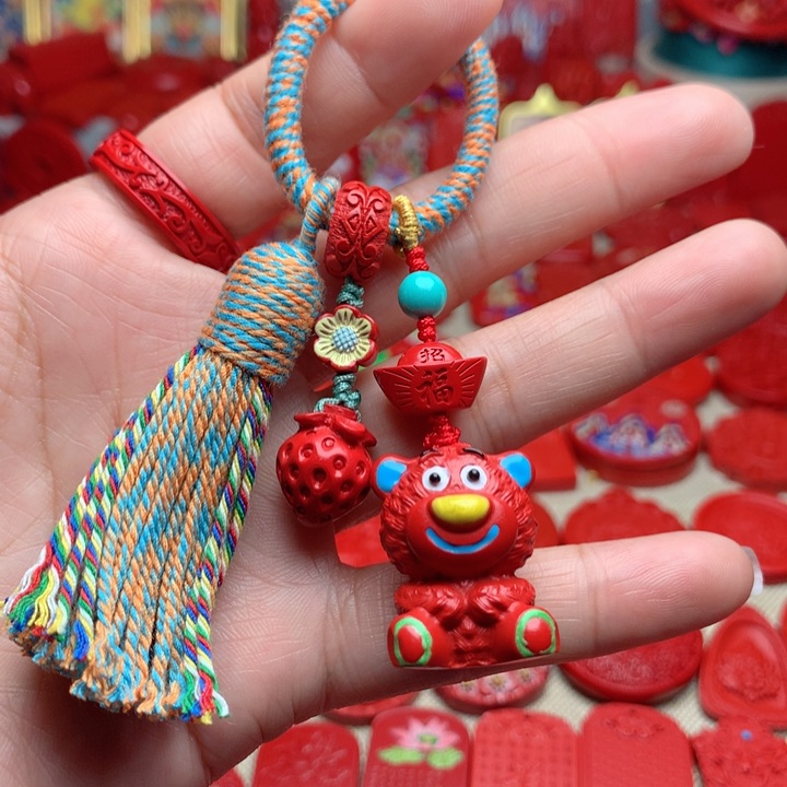 天然辰砂工艺品朱砂钥匙扣包包挂