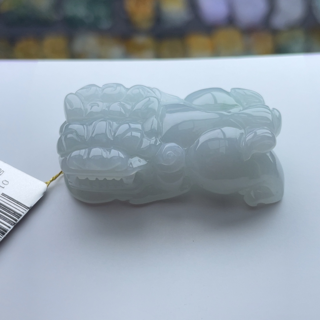 翡翠颈饰未镶嵌貔貅