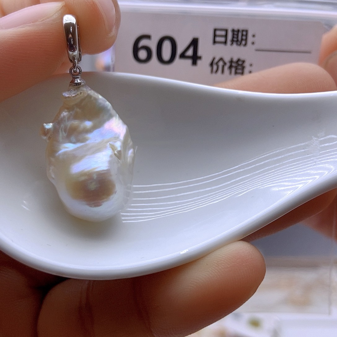未镶嵌淡水珍珠颈饰