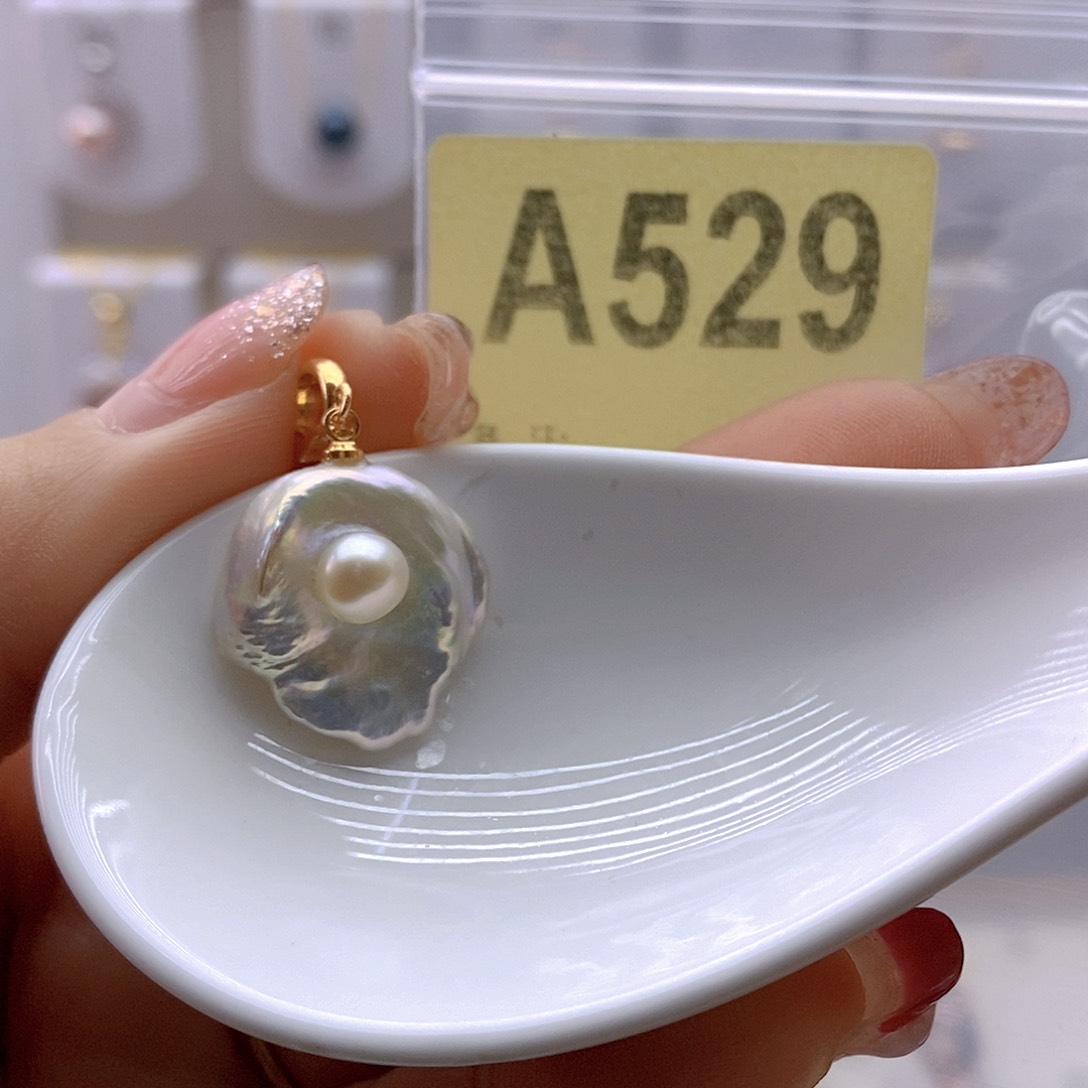 淡水珍珠颈饰未镶嵌