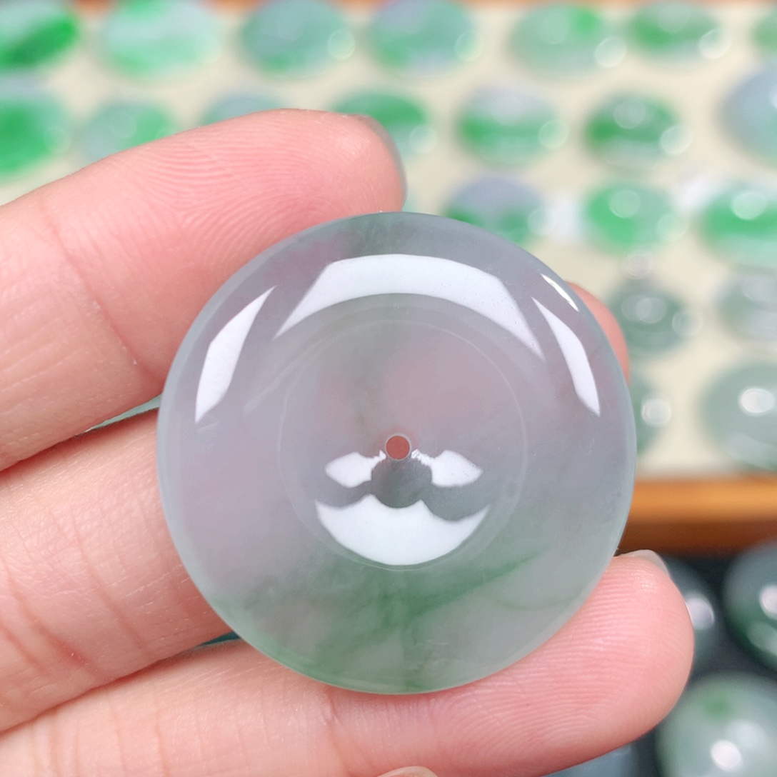 翡翠未镶嵌颈饰30/5.0