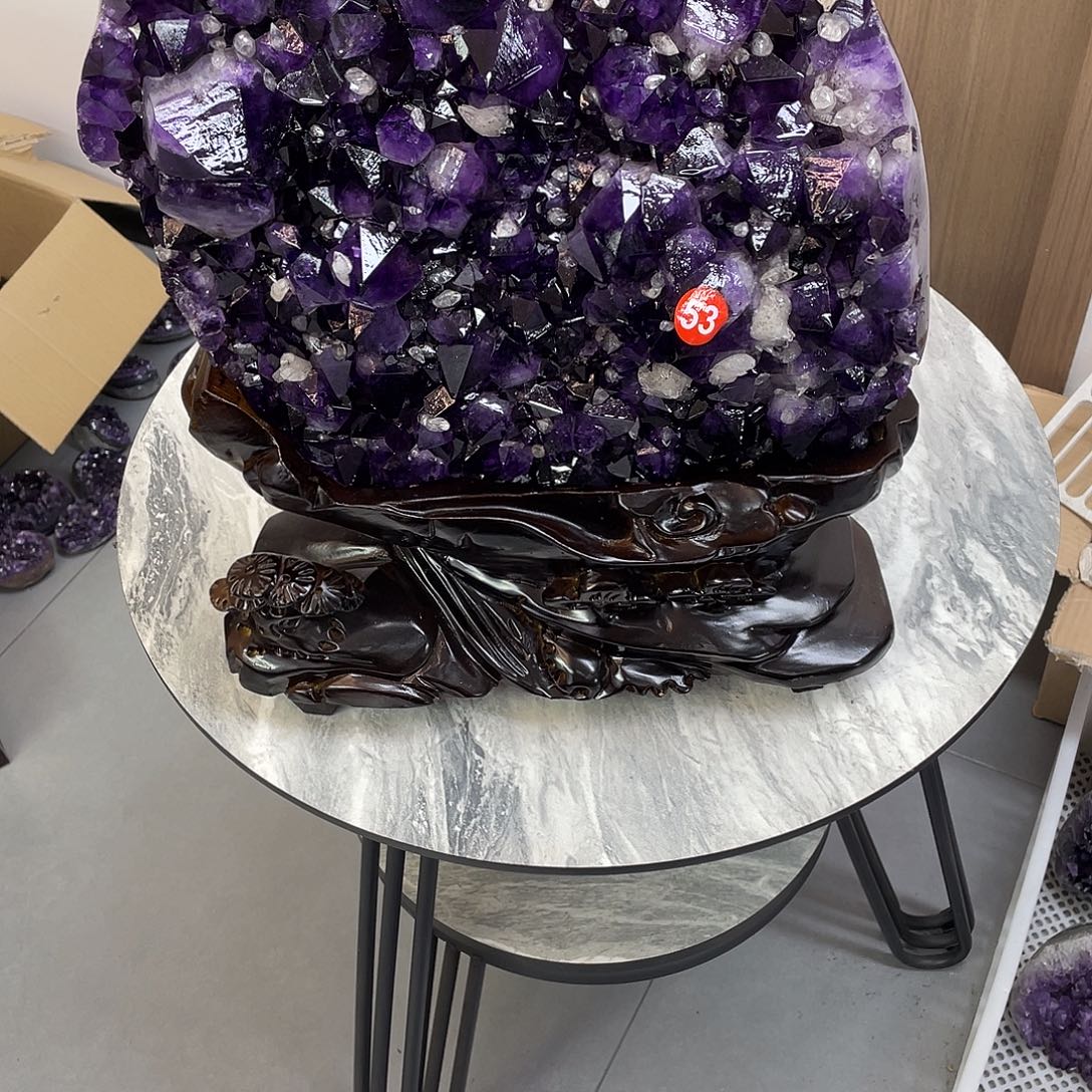 平***点未镶嵌紫晶大型摆件（非配饰）