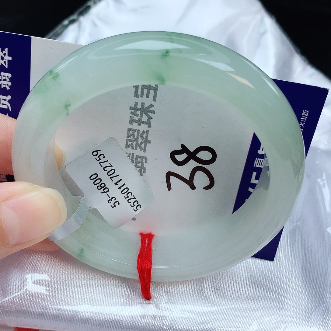 翡翠手镯未镶嵌缅甸天然A货翡翠手镯