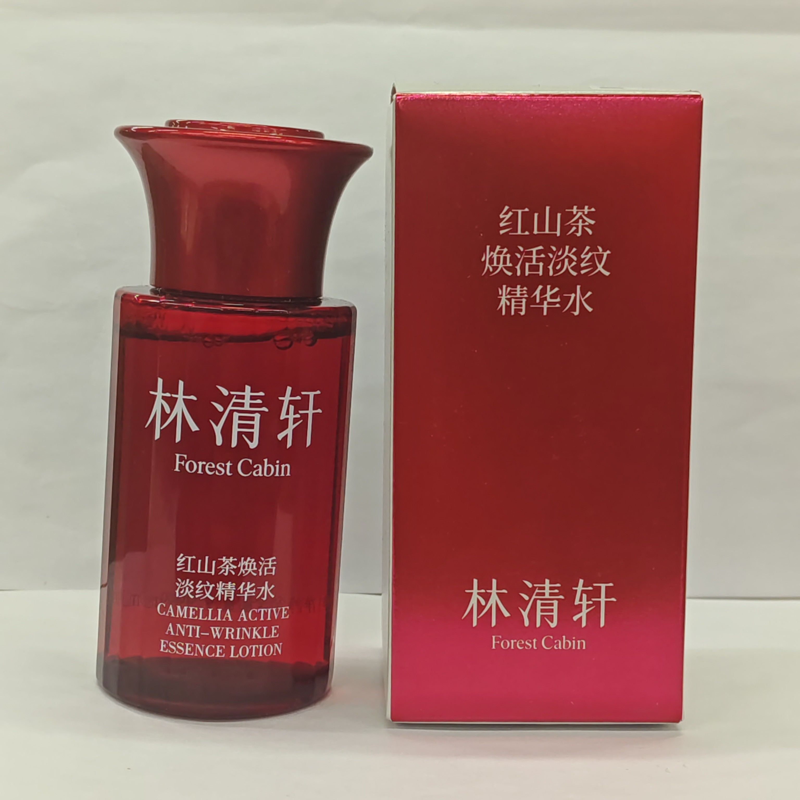 林清轩  红山茶焕活淡纹精华水99ml