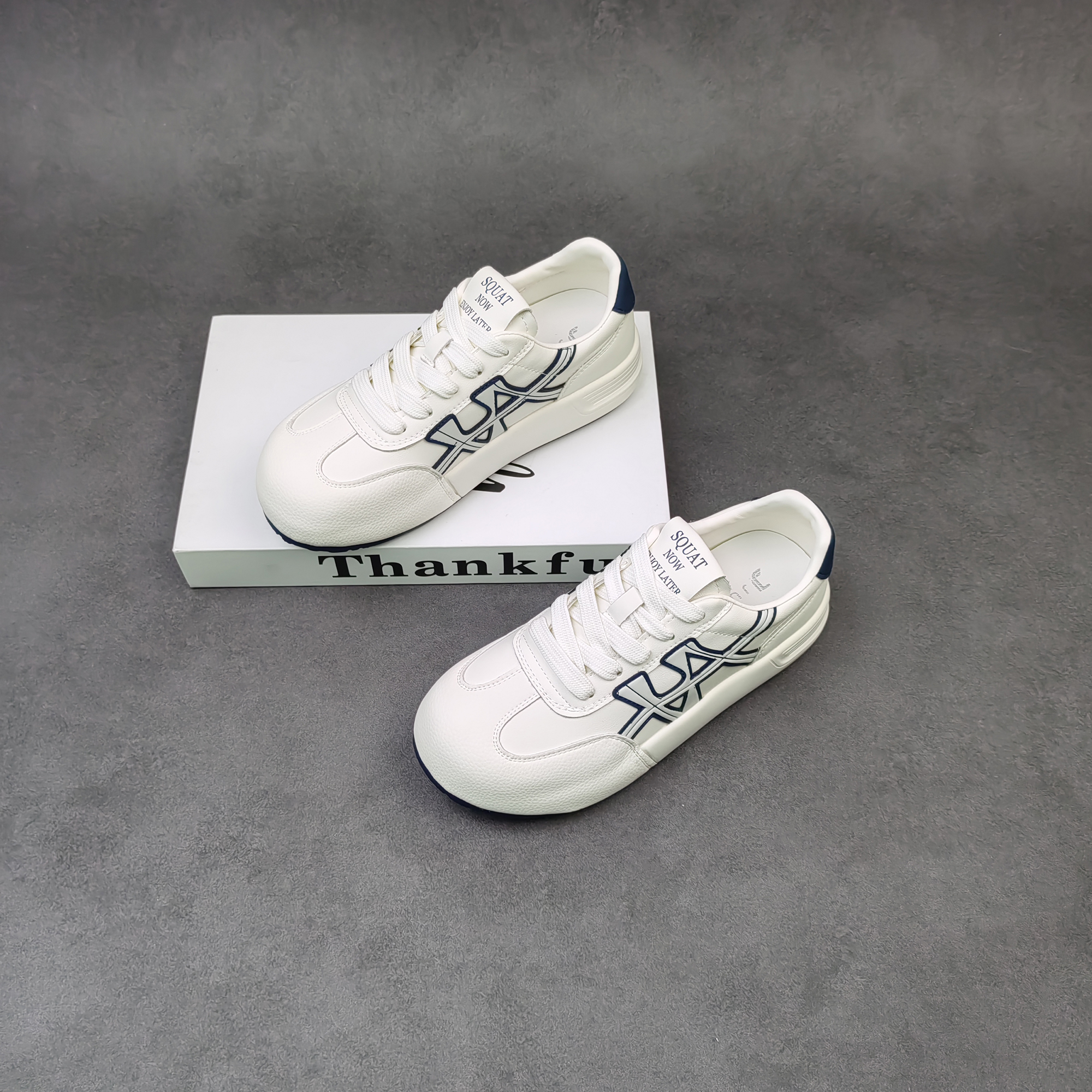 2025秋冬新款时尚平底全皮舒适小白鞋百搭低帮系带女休闲鞋6173-1