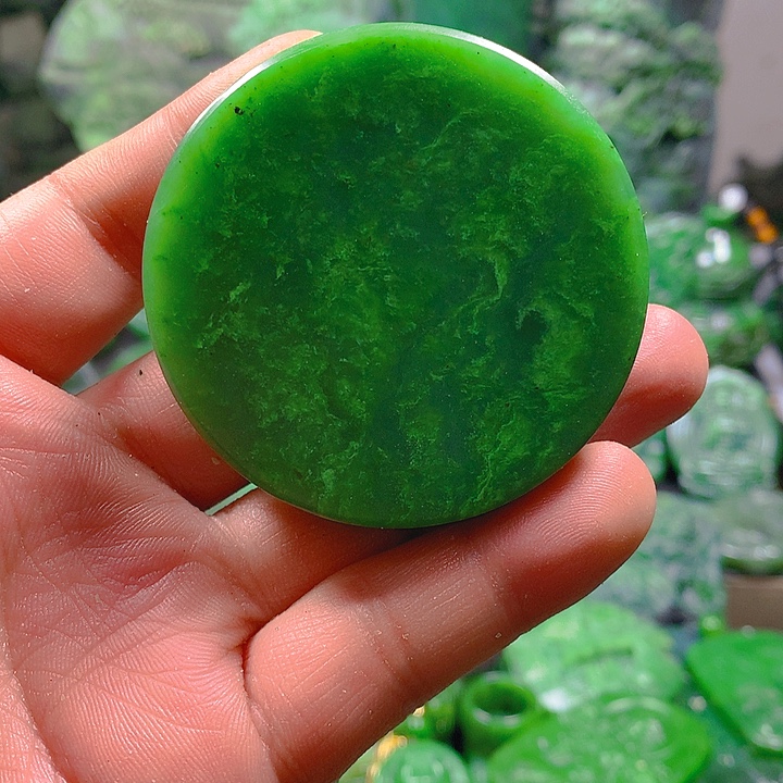 和田玉（碧玉）未镶嵌珠宝半成品