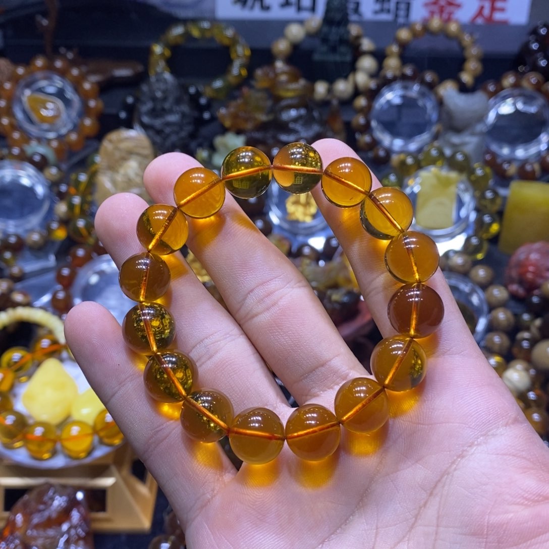 琥珀未镶嵌珠宝奇石