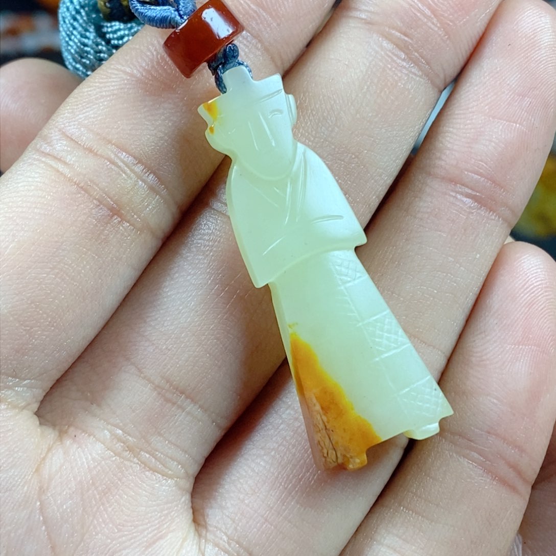 和田玉挂件未镶嵌?