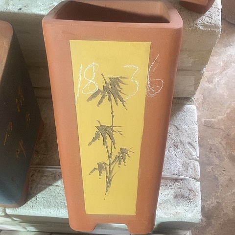 紫砂中国宜兴紫砂花盆，